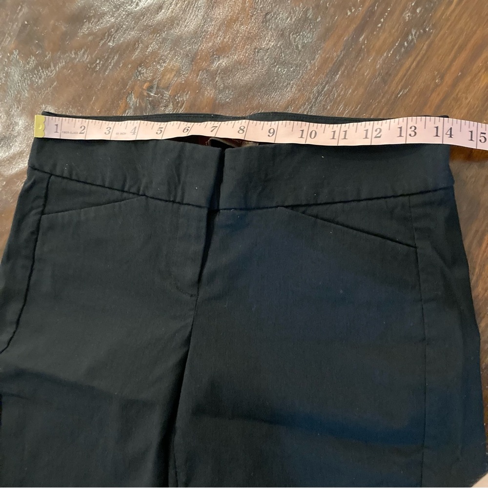 The Limited Black Dress Shorts Size 2 - Picture 4 of 5